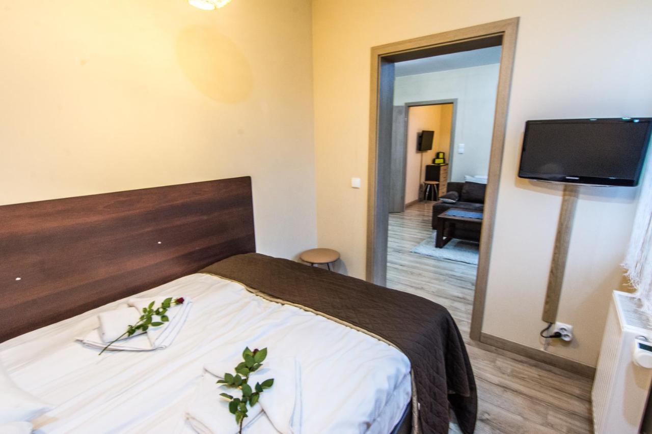Świeradów-Zdrój Apartamenty Izerskie - Ul. Cicha 13H-I المظهر الخارجي الصورة