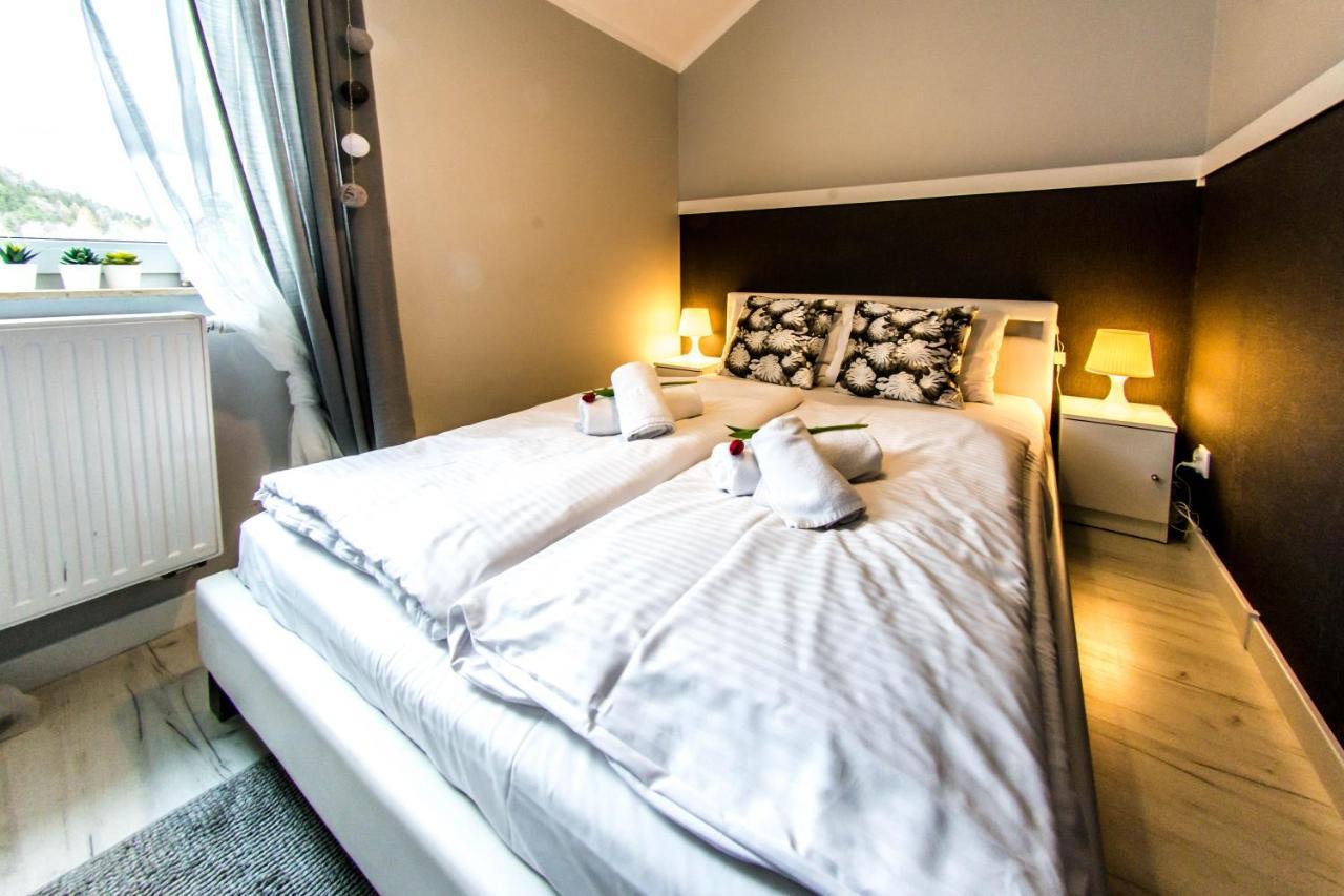 Świeradów-Zdrój Apartamenty Izerskie - Ul. Cicha 13H-I المظهر الخارجي الصورة
