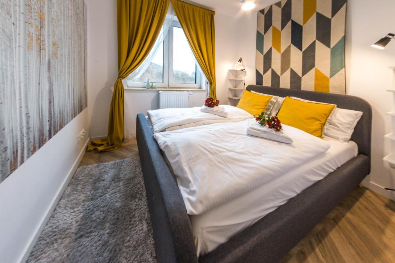 Świeradów-Zdrój Apartamenty Izerskie - Ul. Cicha 13H-I المظهر الخارجي الصورة