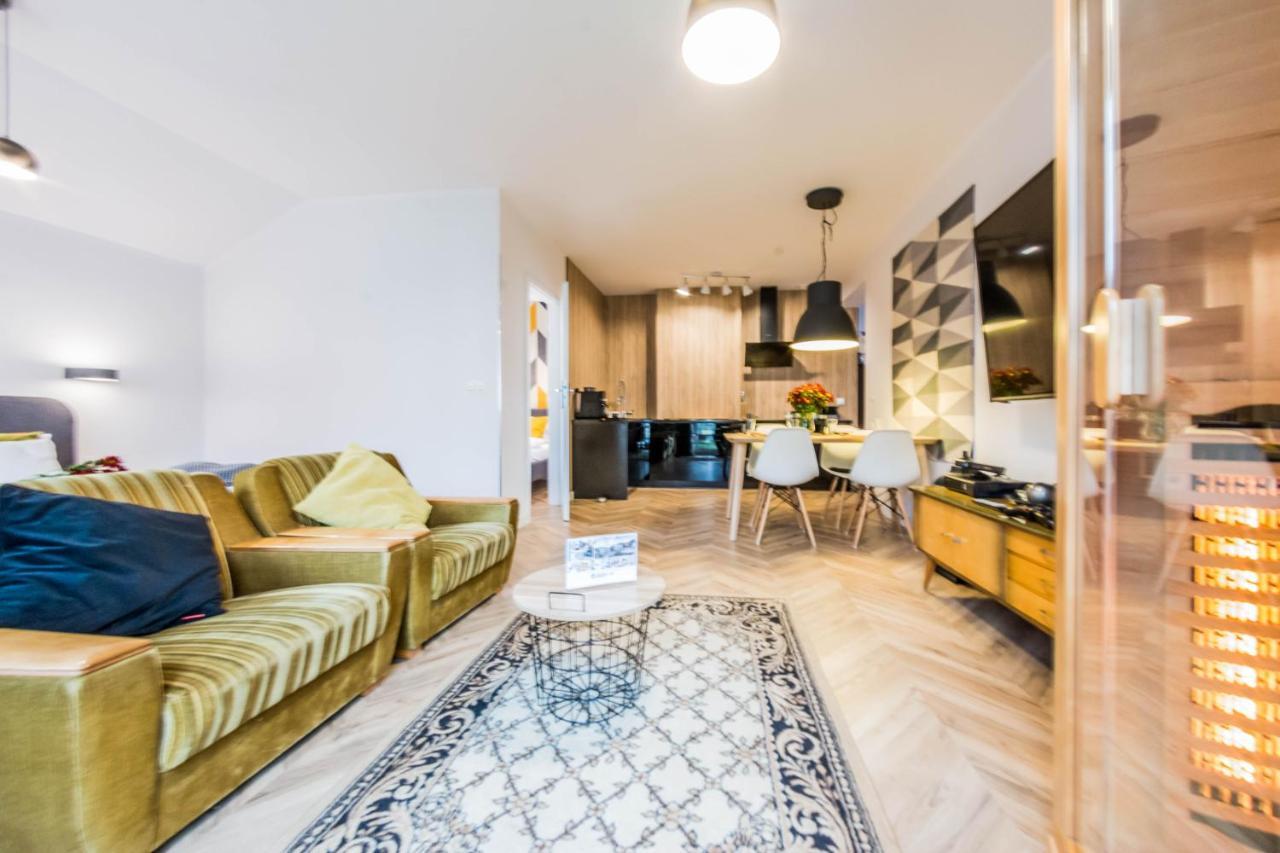Świeradów-Zdrój Apartamenty Izerskie - Ul. Cicha 13H-I المظهر الخارجي الصورة