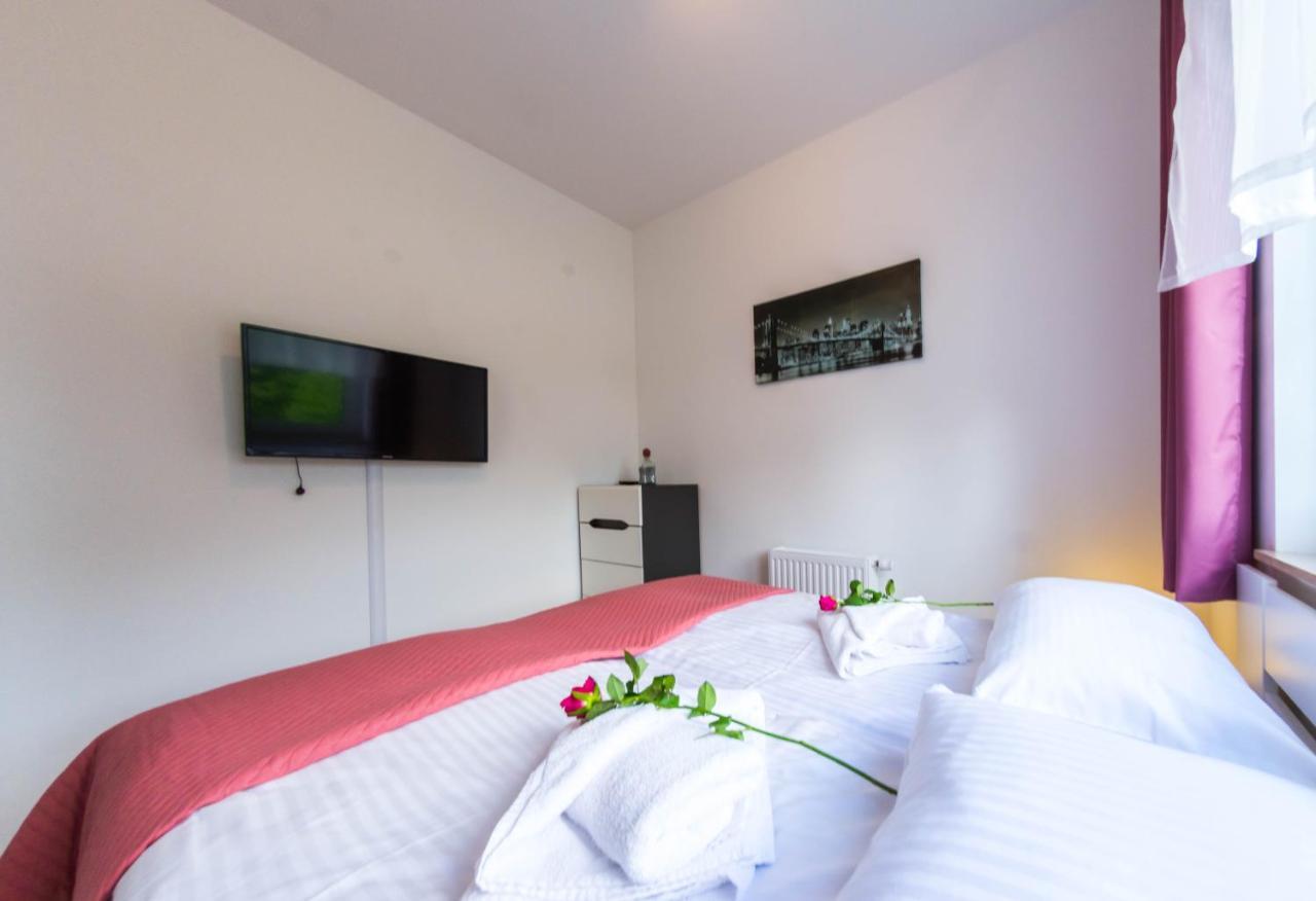 Świeradów-Zdrój Apartamenty Izerskie - Ul. Cicha 13H-I المظهر الخارجي الصورة